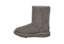 Load image into Gallery viewer, UGG KIDS WATER RESISTANT CLASSIC II BOOT