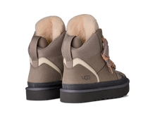 Load image into Gallery viewer, UGG WOMEN HIGHMEL