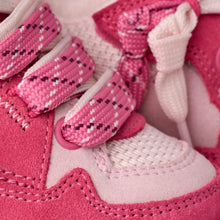 Load image into Gallery viewer, UGG KIDS LO LOWMEL SNEAKER