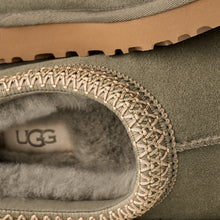 Load image into Gallery viewer, UGG WOMEN TASMAN