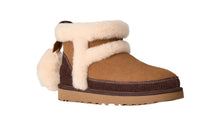 Load image into Gallery viewer, UGG WOMEN CLASSIC MINI HERITAGE BOOT