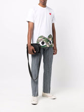 Load image into Gallery viewer, COMME DES GARSONS PLAY T.SHIRT