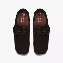 Load image into Gallery viewer, CLARKS ORIGINALS WALLABEE SUEDE SHOES