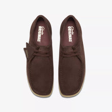 Load image into Gallery viewer, CLARKS WALLABEE SUEDE SHOES