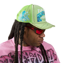 Load image into Gallery viewer, DUAA WAVE SNAPBACK HAT