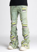 Load image into Gallery viewer, GUAPI SLIME GREEN KNIT PATCHES DENIM JEANS