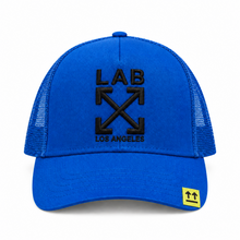 Load image into Gallery viewer, L/AB OFF-WHITE ARROWS CURVED BRIM TRUCKER CAP