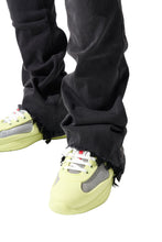 Load image into Gallery viewer, SERENEDE NICKLE STACKED JEANS