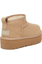 Load image into Gallery viewer, UGG KIDS CLASSIC ULTRA MINI PLATFORM