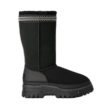 Load image into Gallery viewer, UGG WOMEN CLASSIC TALL TRAIL  GAZER BOOT