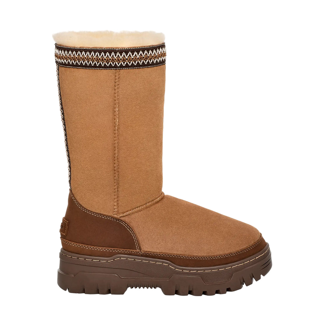 UGG WOMEN CLASSIC TALL TRAIL GAZER BOOT