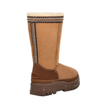 Load image into Gallery viewer, UGG WOMEN CLASSIC TALL TRAIL GAZER BOOT