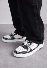 Load image into Gallery viewer, VERSACE JEANS COUTURE FONDO STARLIGHT SNEAKERS