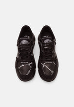 Load image into Gallery viewer, VERSACE COUTURE FONDO SPEEDTRACK TRAINERS