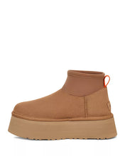 Load image into Gallery viewer, UGG WOMEN CLASSIC MINI DIPPER PLATTFORM BOOTS