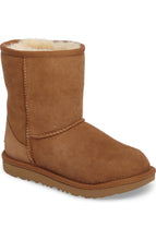 Load image into Gallery viewer, UGG TODDLER CLASSIC II