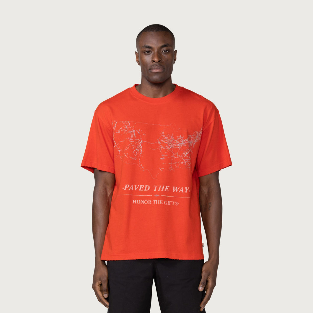 HONOR THE GIFT PAVE THE WAY T.SHIRT (HTG230191)